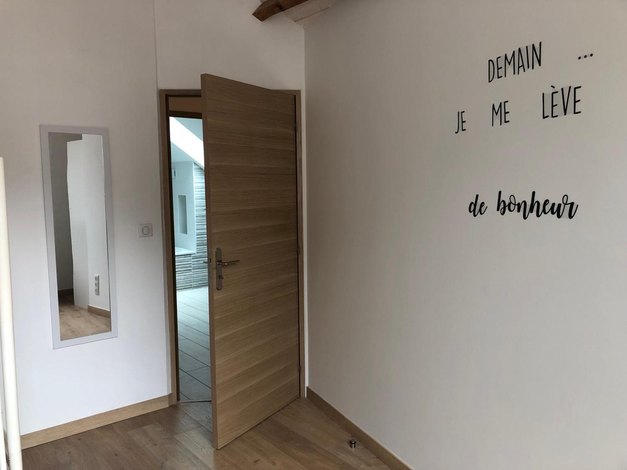 Jolie Maison De En Bord De Neste 8/9 Pers Sarrancolin